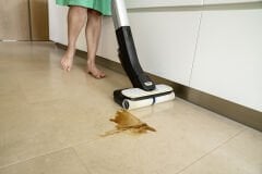 Karcher FC 2-4 Akülü Zemin Temizleme Makinesi